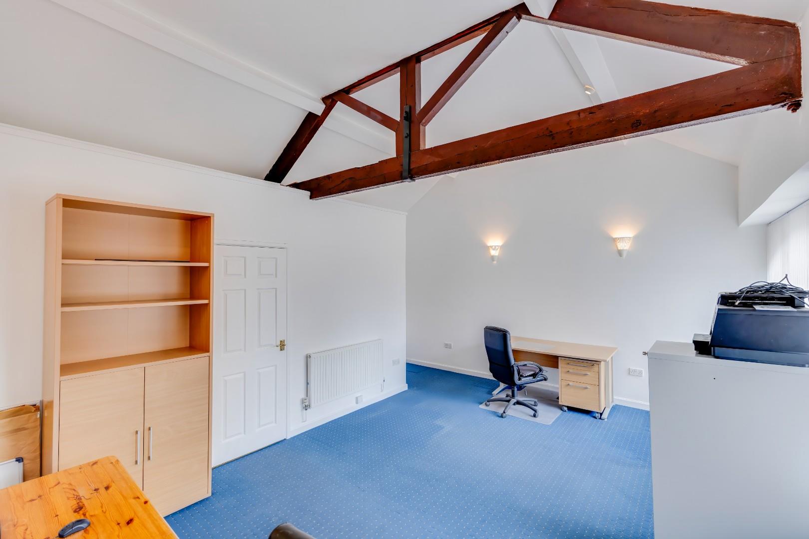 Henstaff Mews, Llantrisant Road, Groesfaen, Pontyclun, Rhondda Cynon Taff, CF72 8NG